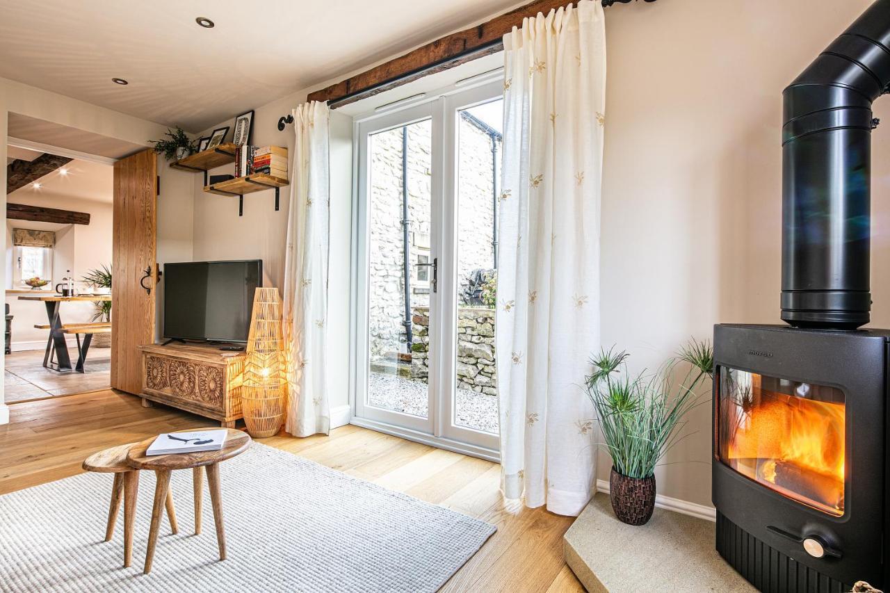 Hilldale Cottage Earl Sterndale エクステリア 写真