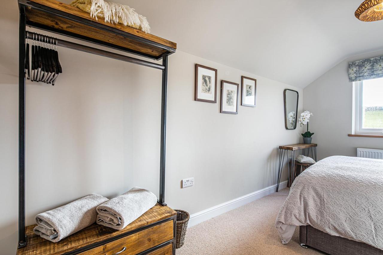Hilldale Cottage Earl Sterndale エクステリア 写真