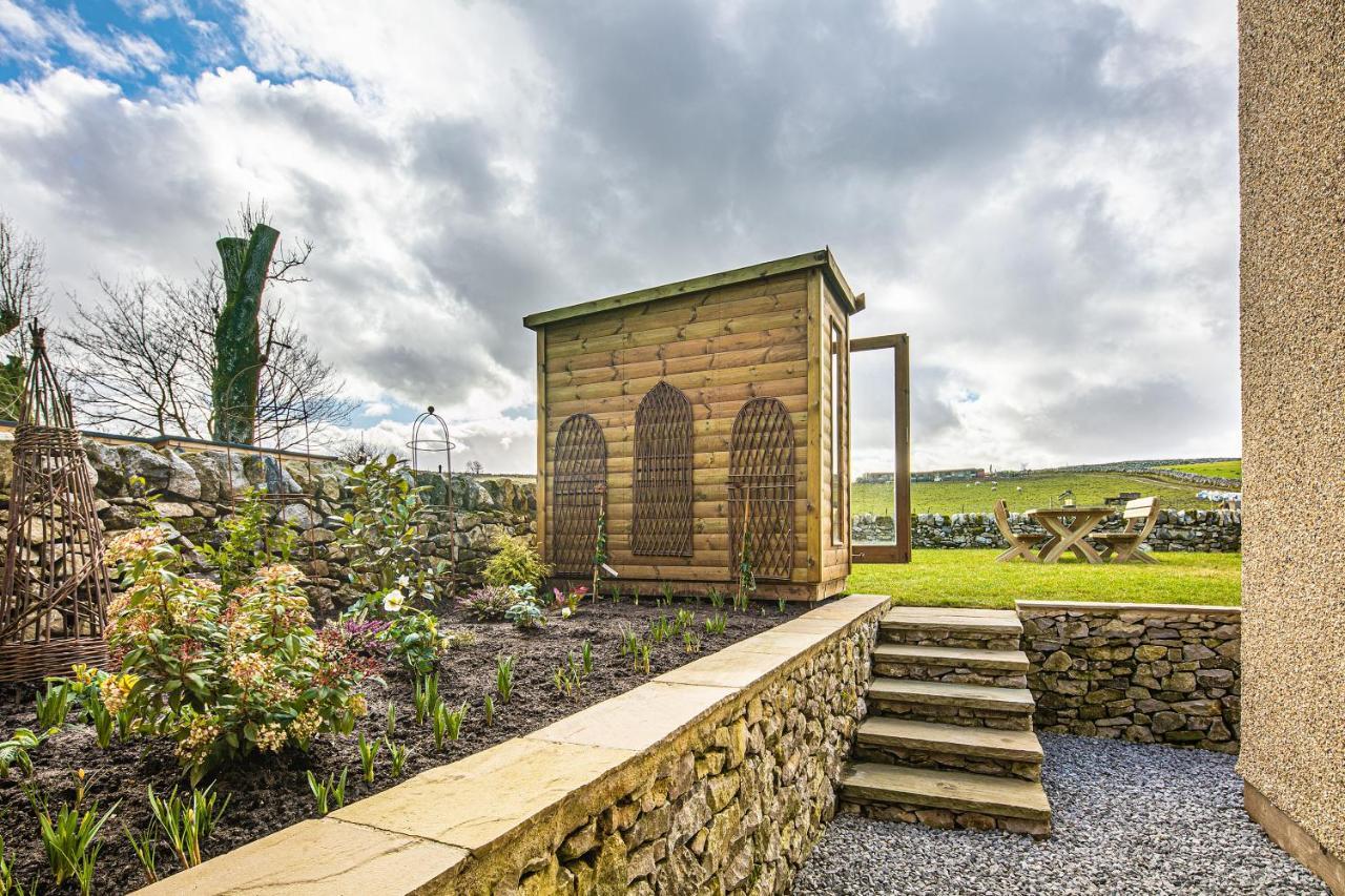 Hilldale Cottage Earl Sterndale エクステリア 写真